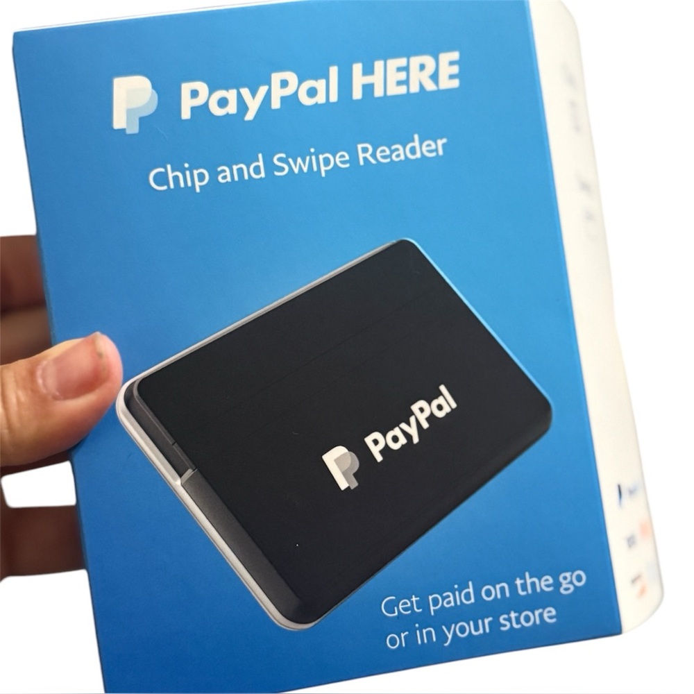 PayPal HERE Chip And Card Swipe Reader Accept Credit & Debit Cards Anywhere, NEW